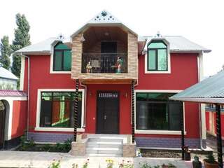 Дома для отпуска Qafqaz Red Villa Габала Дом с 4 спальнями-1